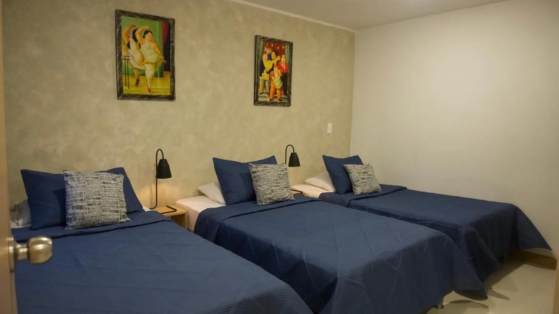 Aparment In Medellin - Pet-Friendly -Parking Apartment