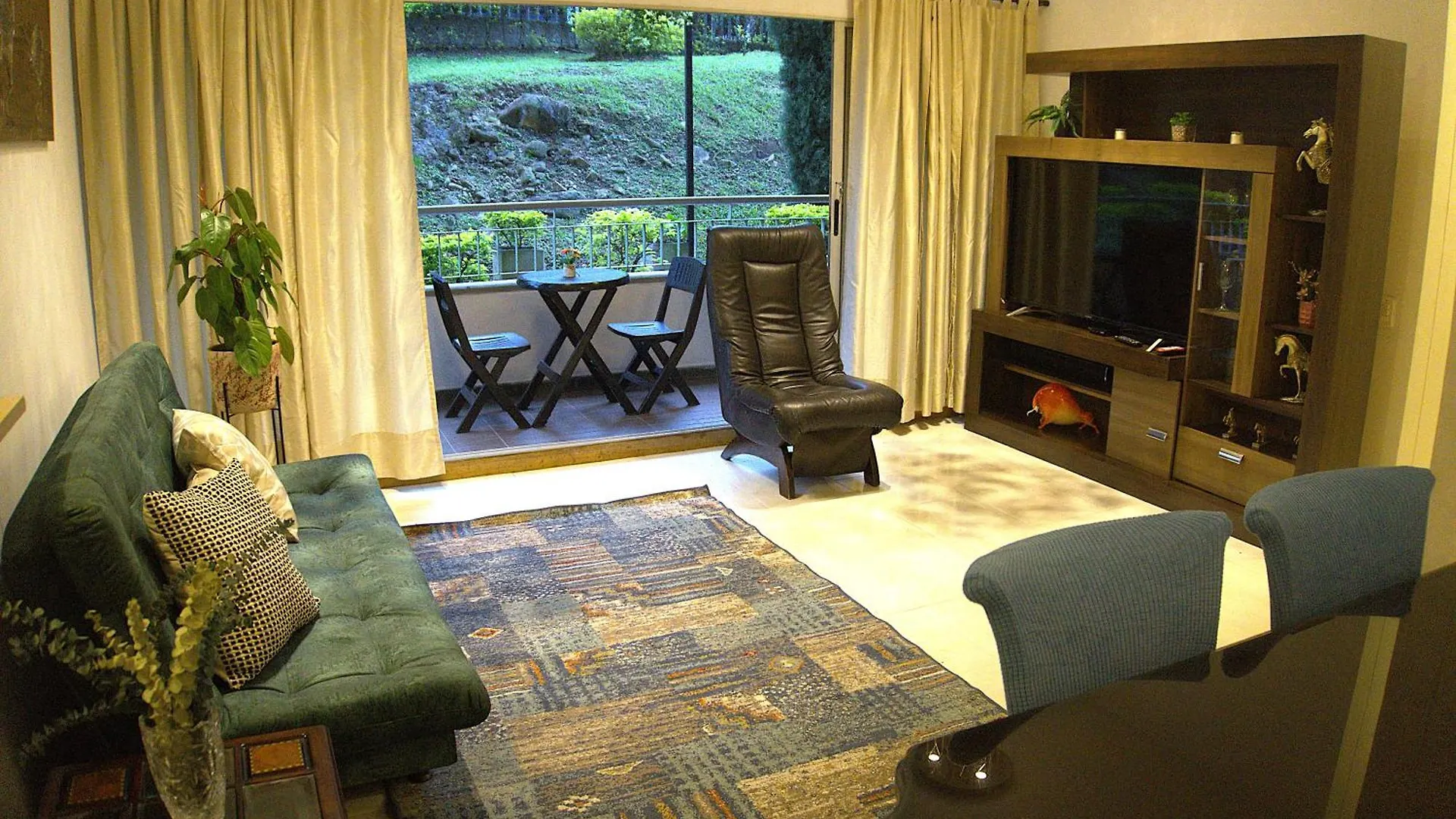 Aparment In Medellin - Pet-Friendly -Parking Apartment 0*,