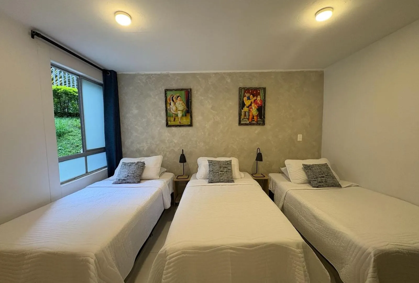 Aparment In Medellin - Pet-Friendly -Parking Apartment Colombia