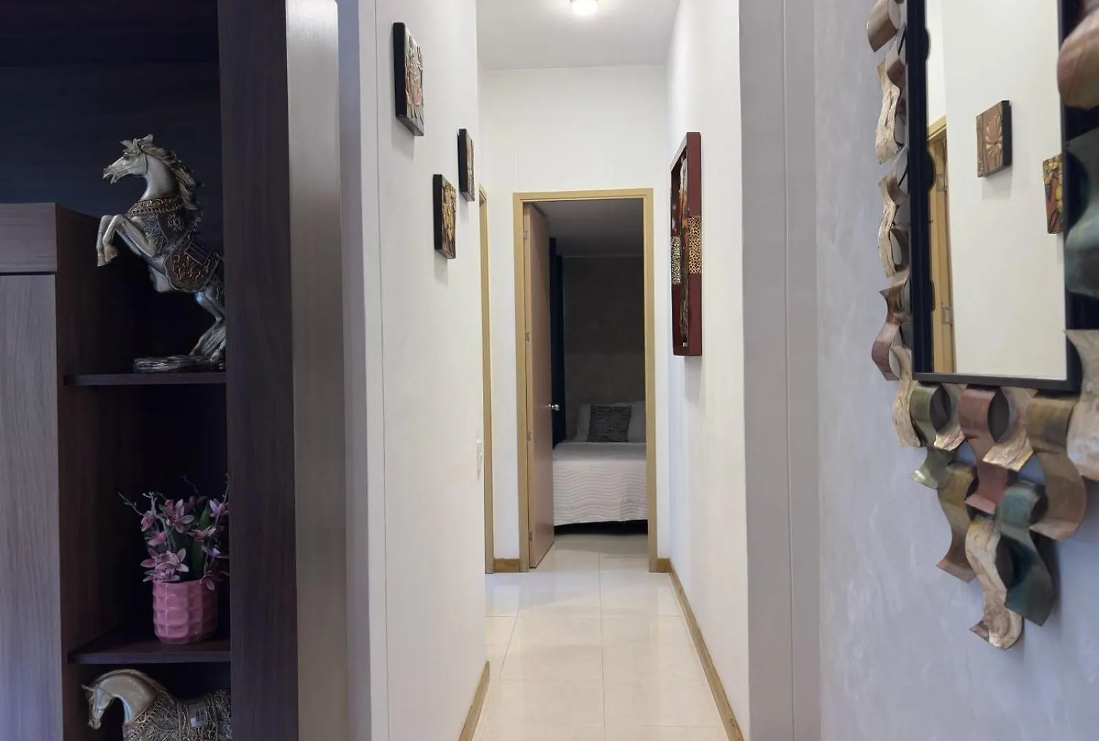 Aparment In Medellin - Pet-Friendly -Parking Apartment Colombia